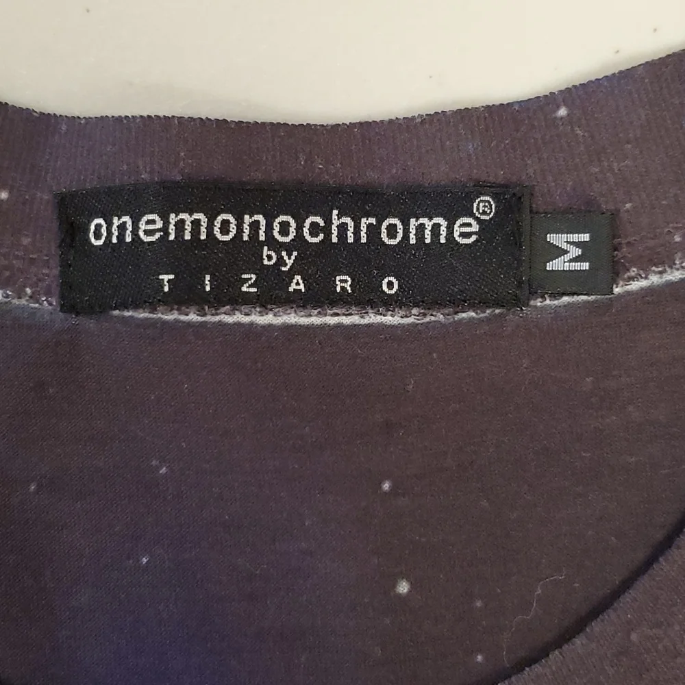 Onemonochrome by Tizaro UNISEX Night sky clouds stars Med. - Picture 2 of 6